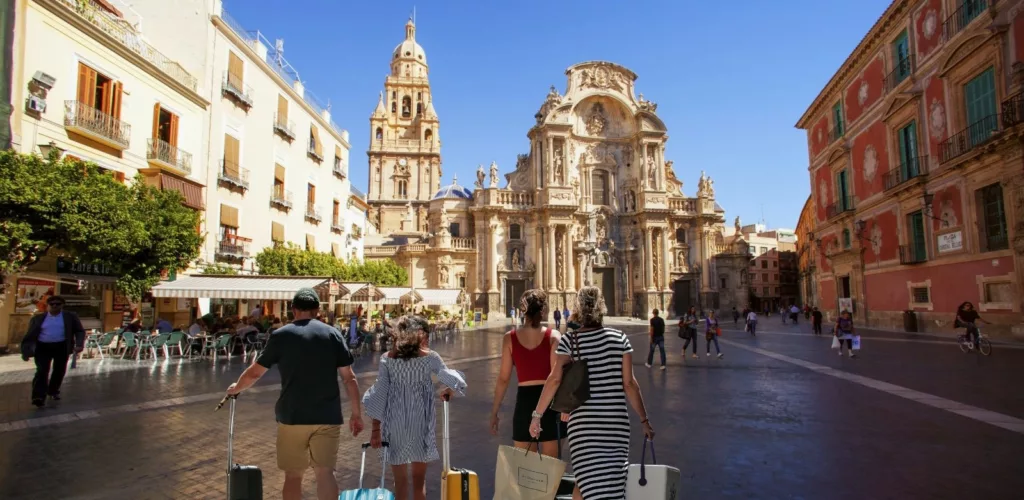 Murcia breekt toerisme records in 2024 en wordt de ideale bestemming om te bezoeken en te wonen