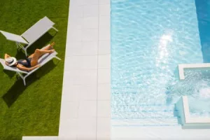 luxury-lifestyle-pool